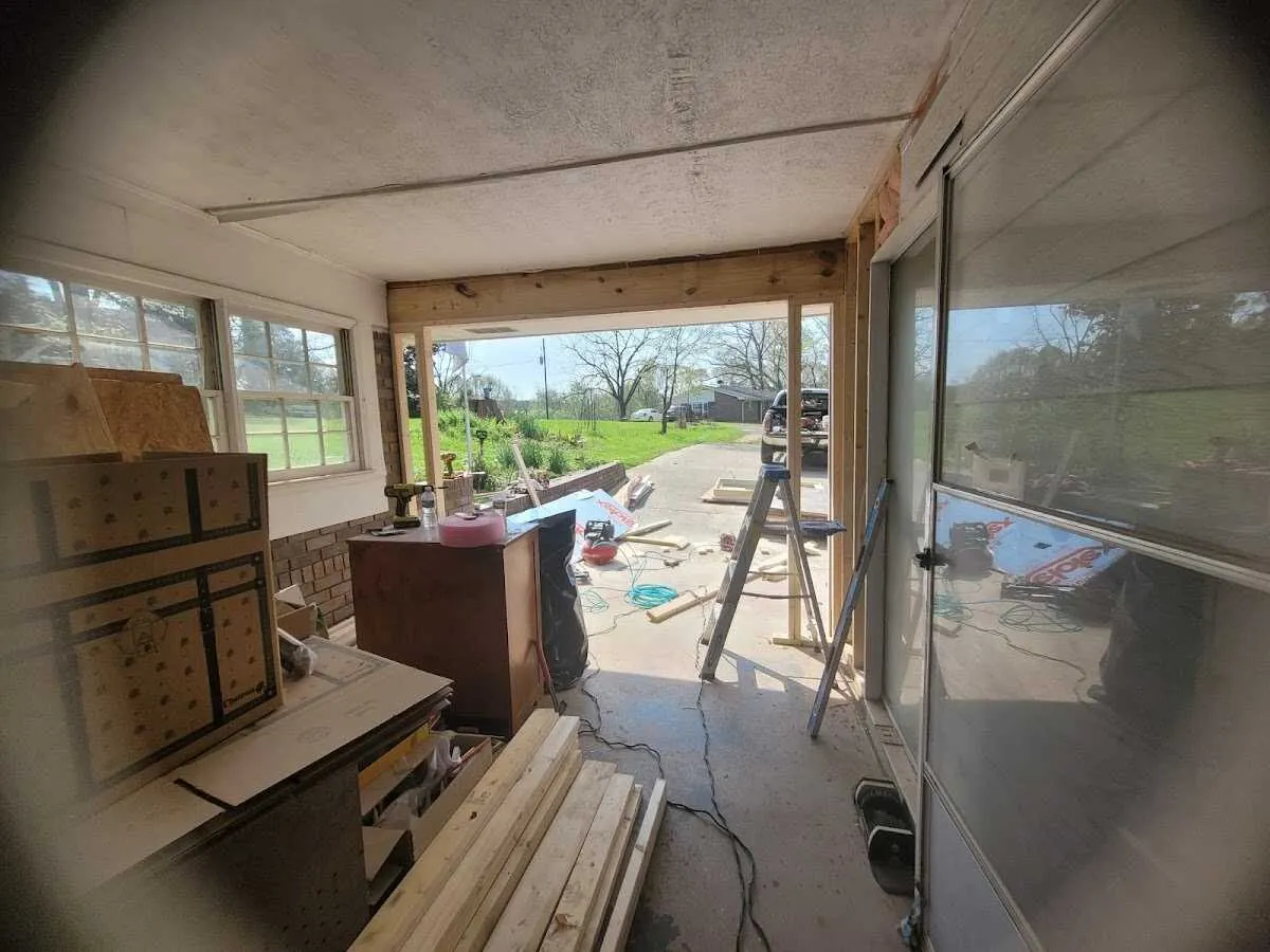 Air movers and dehumidifier for Water Mitigation Services in Coxsackie